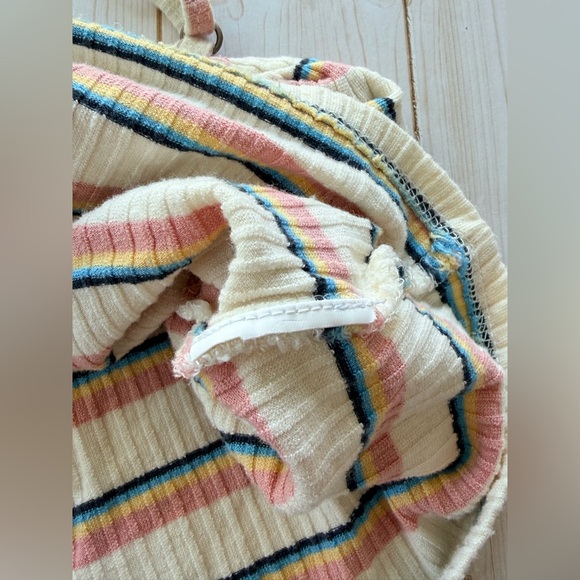 O’Neill Ribbed Knit Striped Cinched Front Crop Top Size XS - Picture 5 of 7